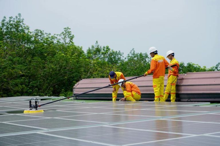 entretien panneaux solaires